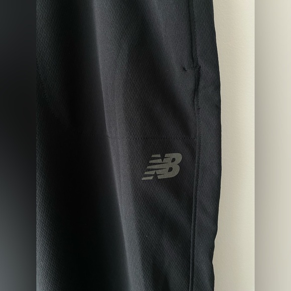 New Balance DryFit Joggers - Picture 5 of 5